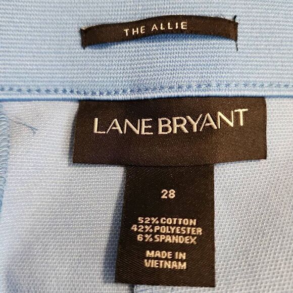 Lane Bryant The Allie Women's Light Blue Scalloped Edge Hem Size 28 - Picture 5 of 6